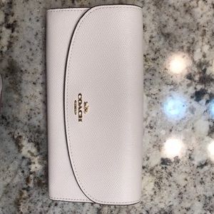 NWT Coach Ivory Slim Envelope Wallet